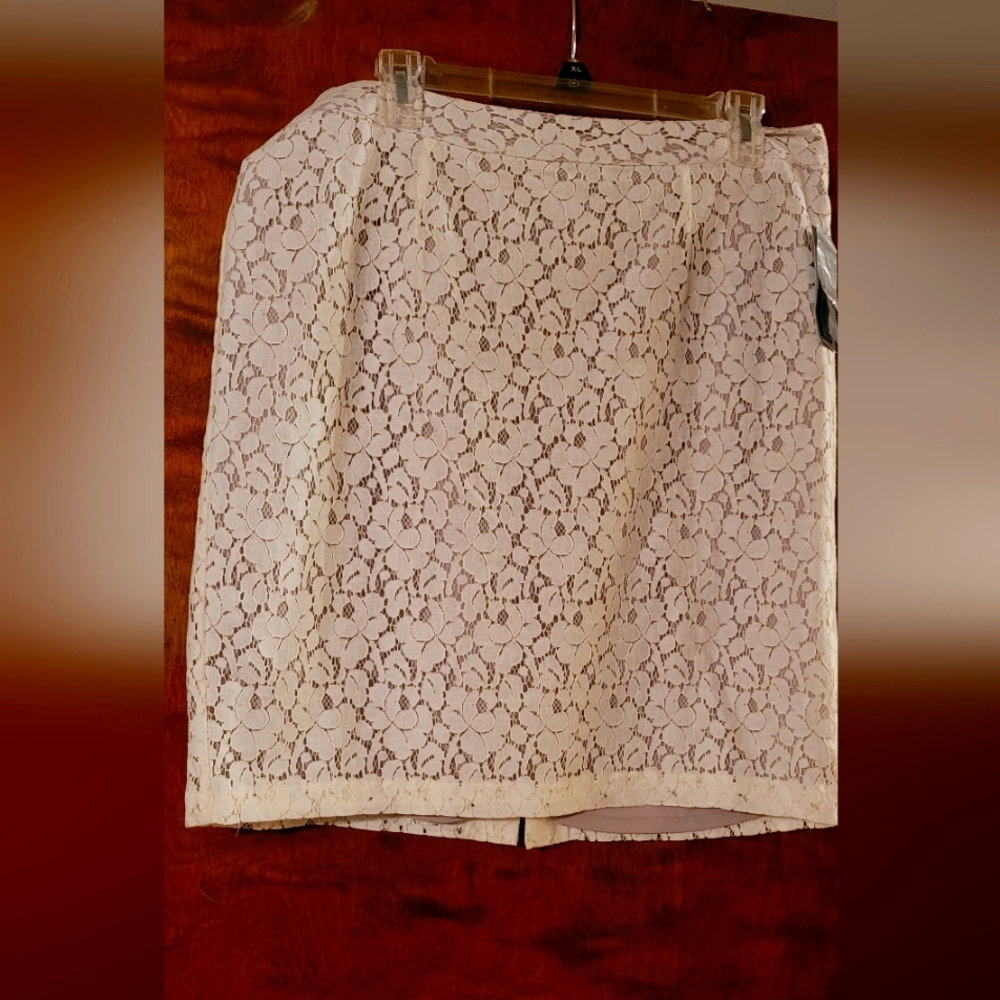 NWT Apt 9 Lace Pencil Skirt 14